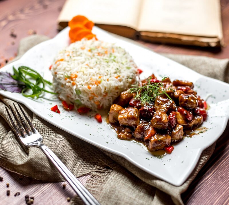 Traiteur Afro-Européen : Organisation de vos événements privés et professionnels avec une cuisine savoureuse